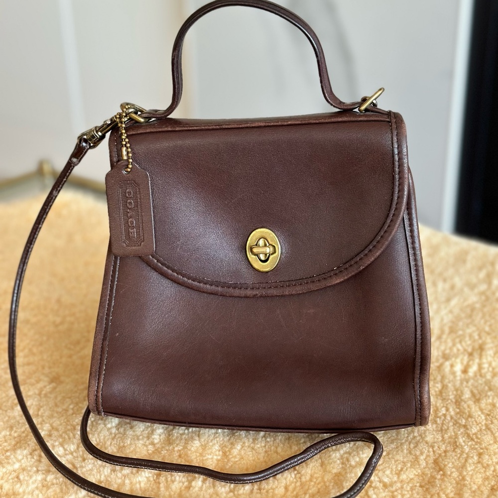 Vintage coach Regina Mahogany brown leather crossbody handbag # 9983